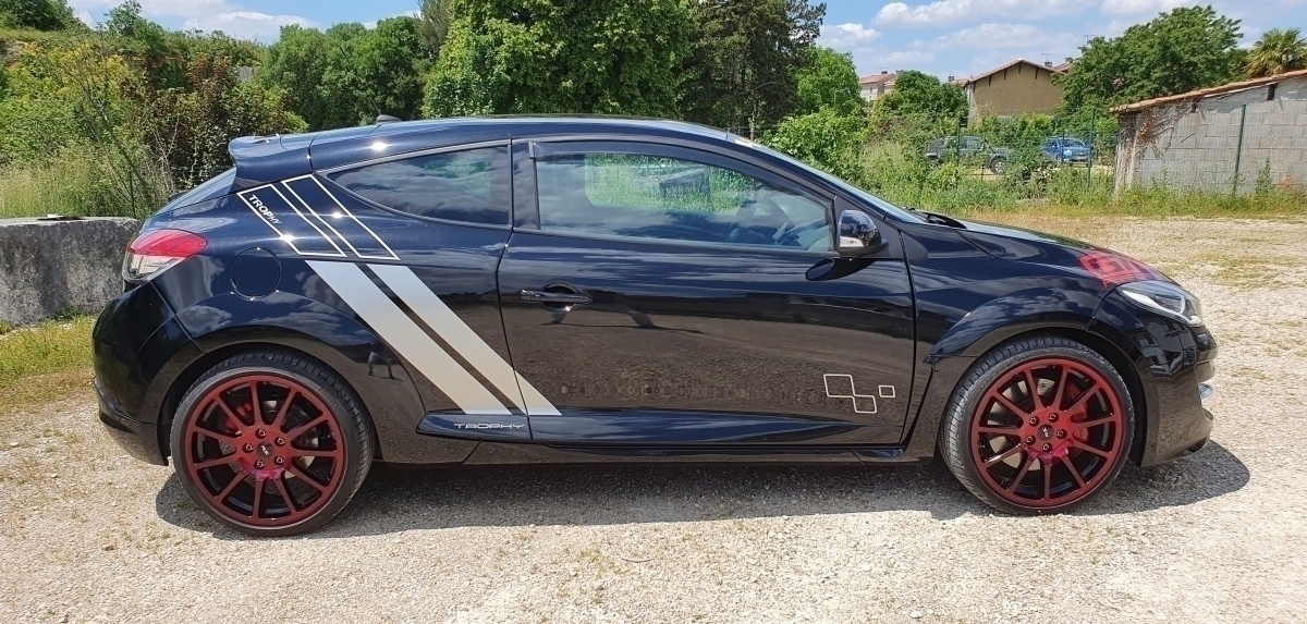 Renault Megane — 8